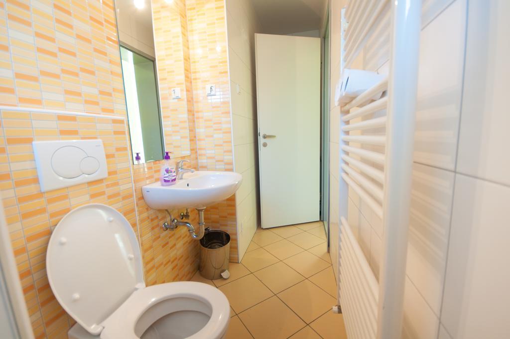 Simbol Rooms With Free Private Parking Ljubljana Kamer foto