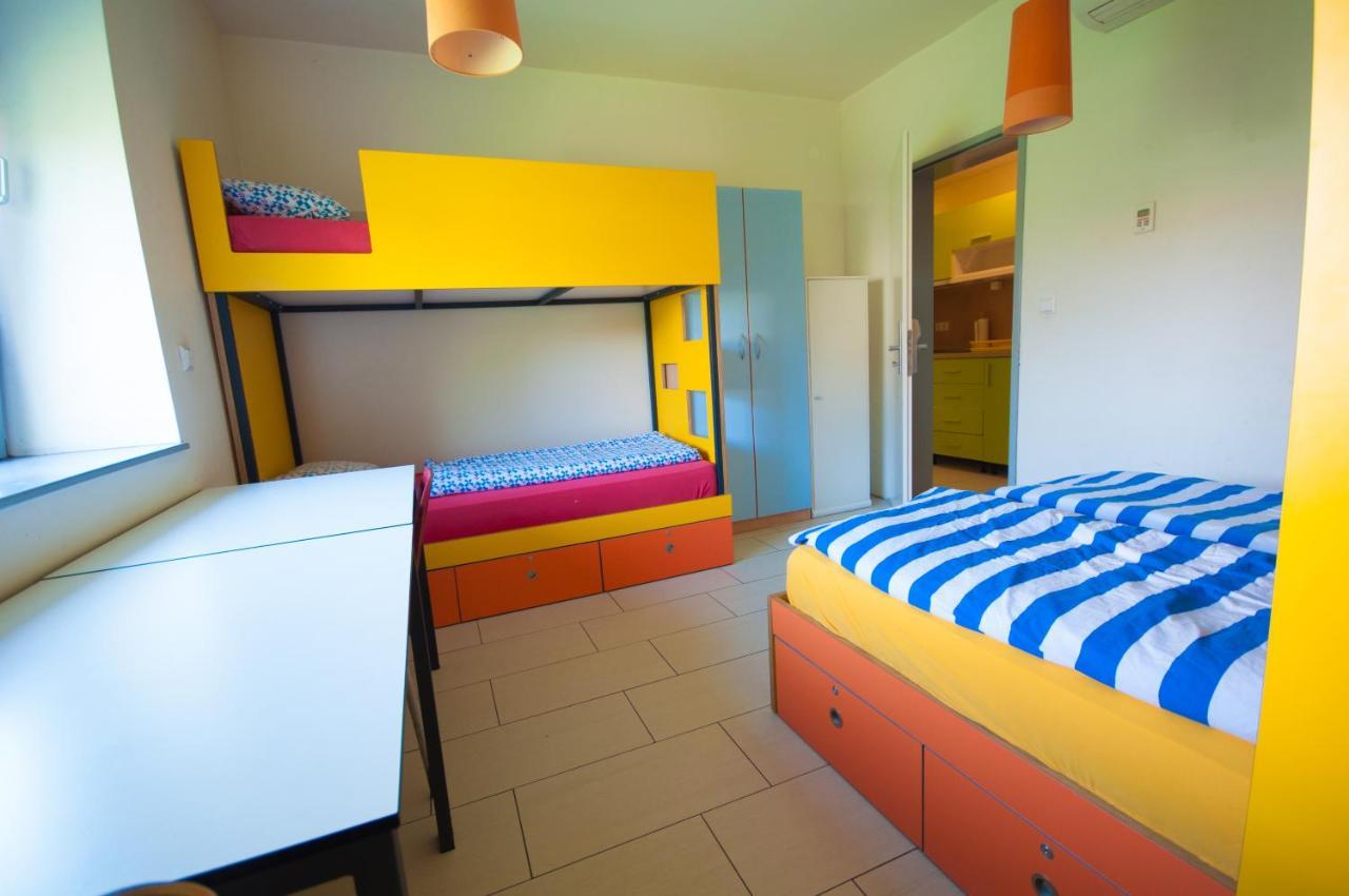 Simbol Rooms With Free Private Parking Ljubljana Kamer foto