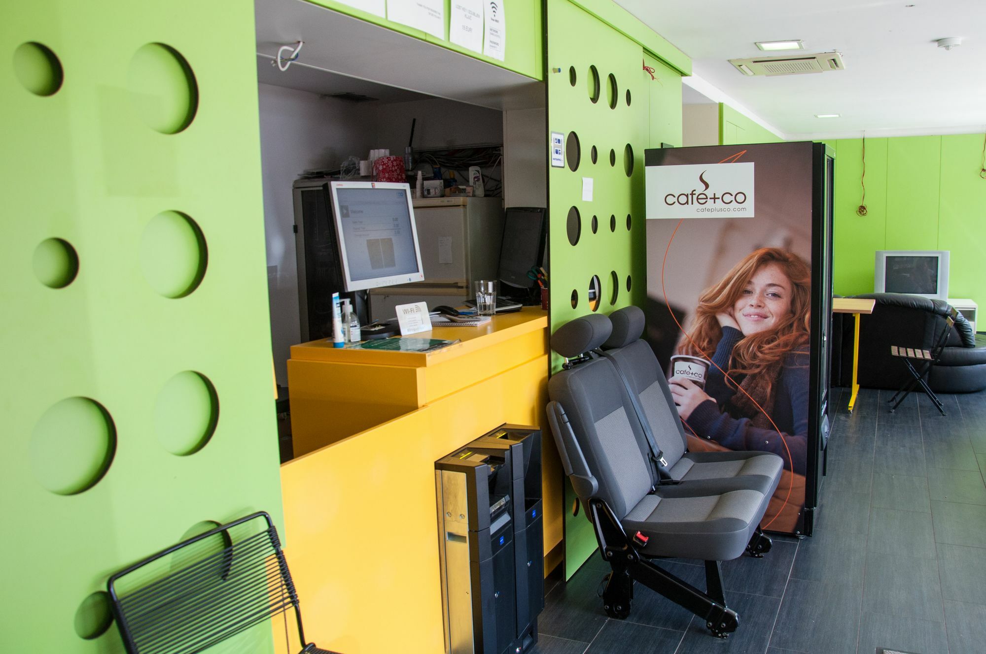 Simbol Rooms With Free Private Parking Ljubljana Buitenkant foto