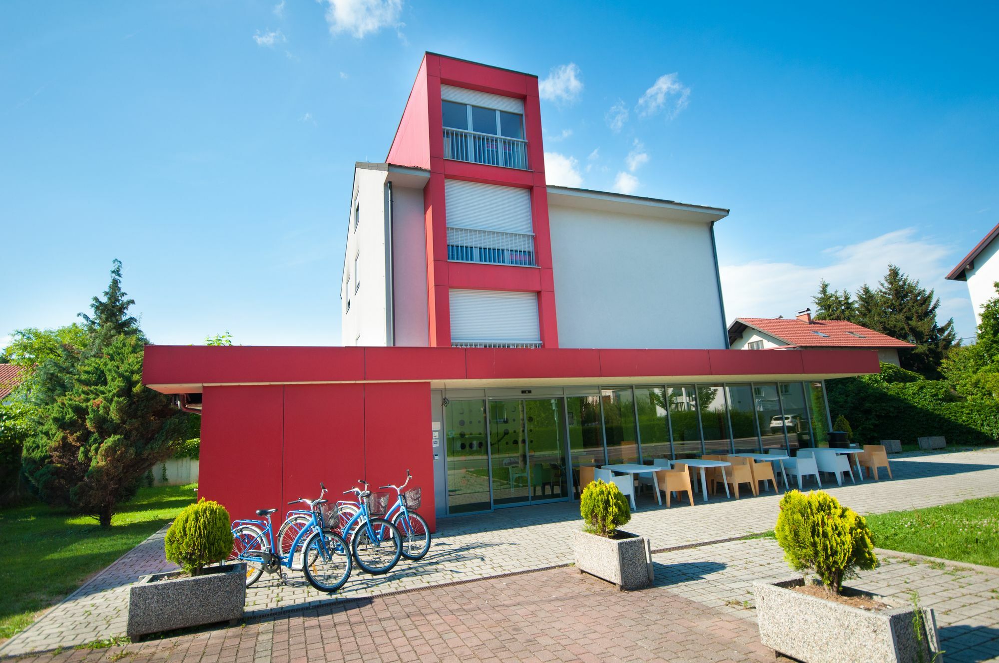 Simbol Rooms With Free Private Parking Ljubljana Buitenkant foto