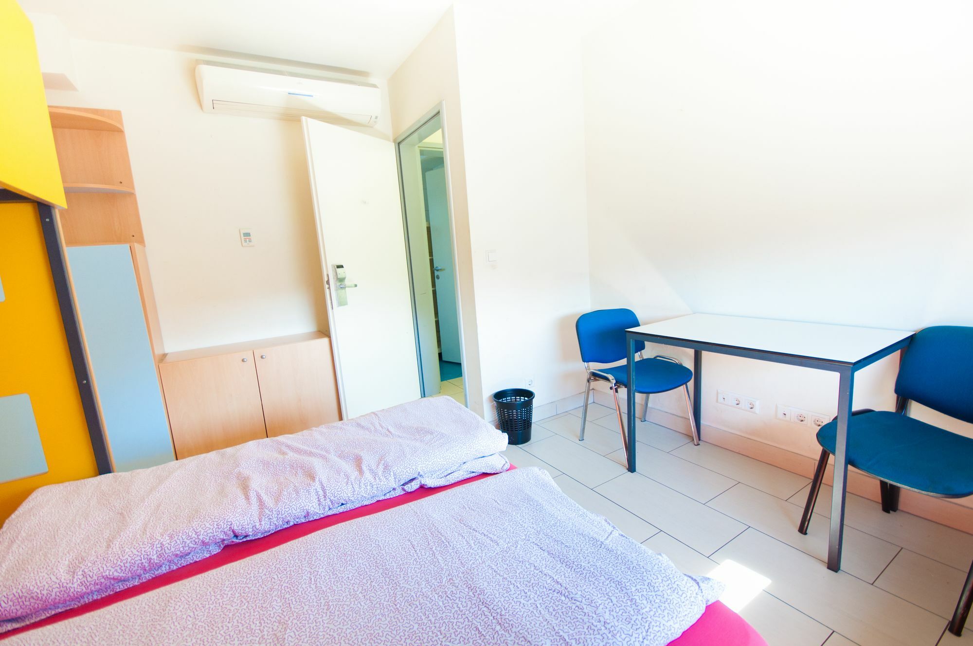 Simbol Rooms With Free Private Parking Ljubljana Buitenkant foto