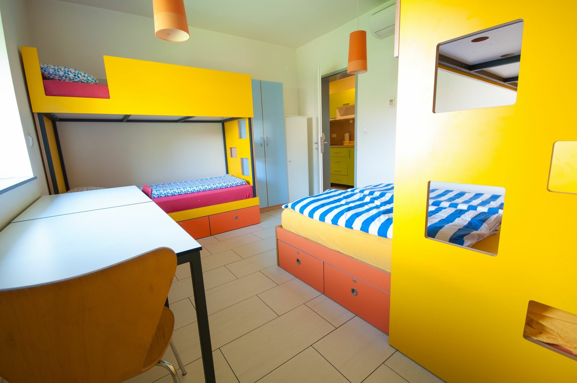 Simbol Rooms With Free Private Parking Ljubljana Buitenkant foto